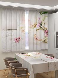 картинка Фотошторы для кухни Белоснежные розы от магазина Рим-Декор